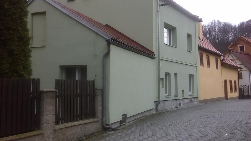 Apartment U Sarky Локет Екстериор снимка