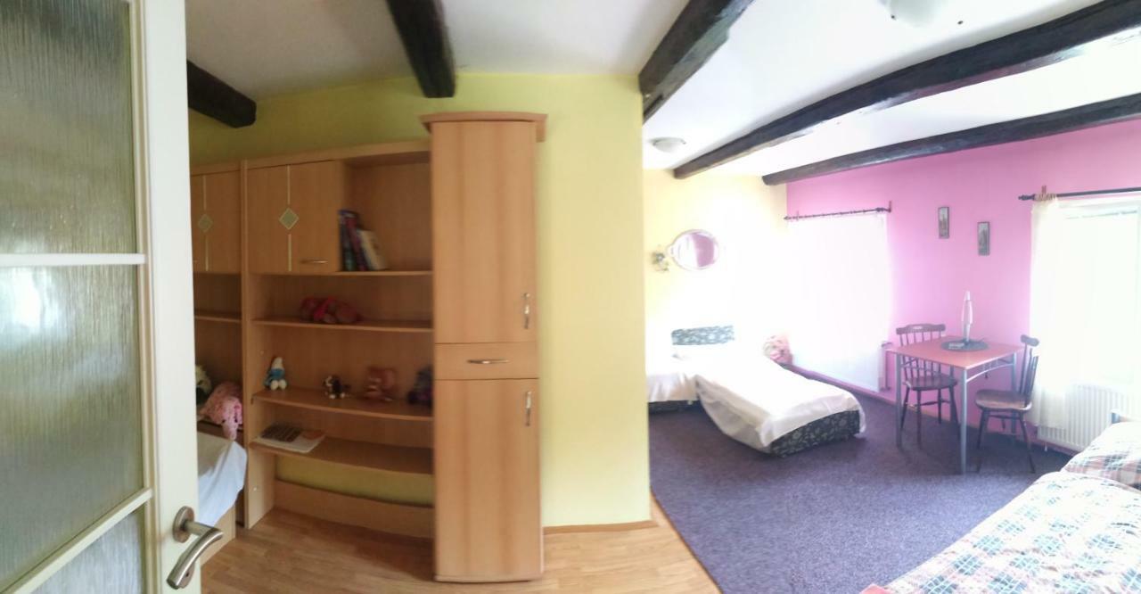 Apartment U Sarky Локет Екстериор снимка